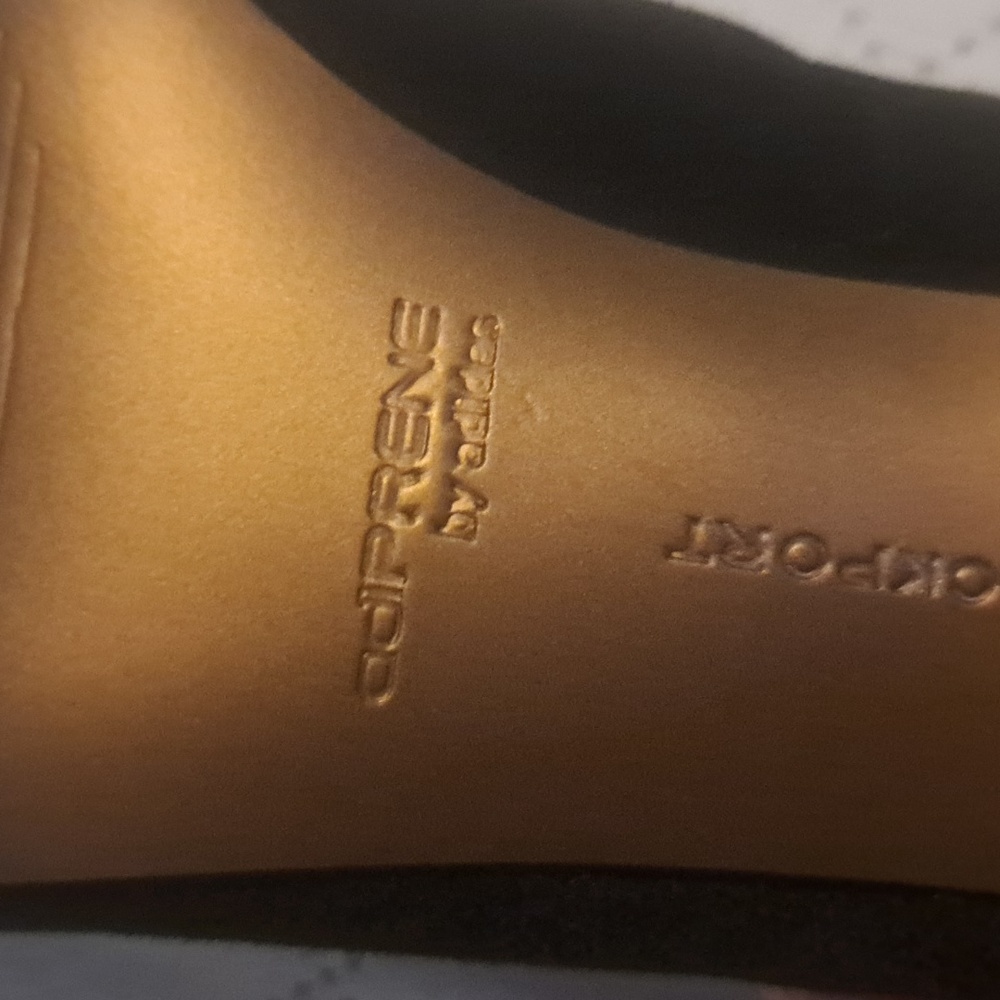 Rockport Black & Gold Suede Heels, Size 8 - Picture 7 of 11
